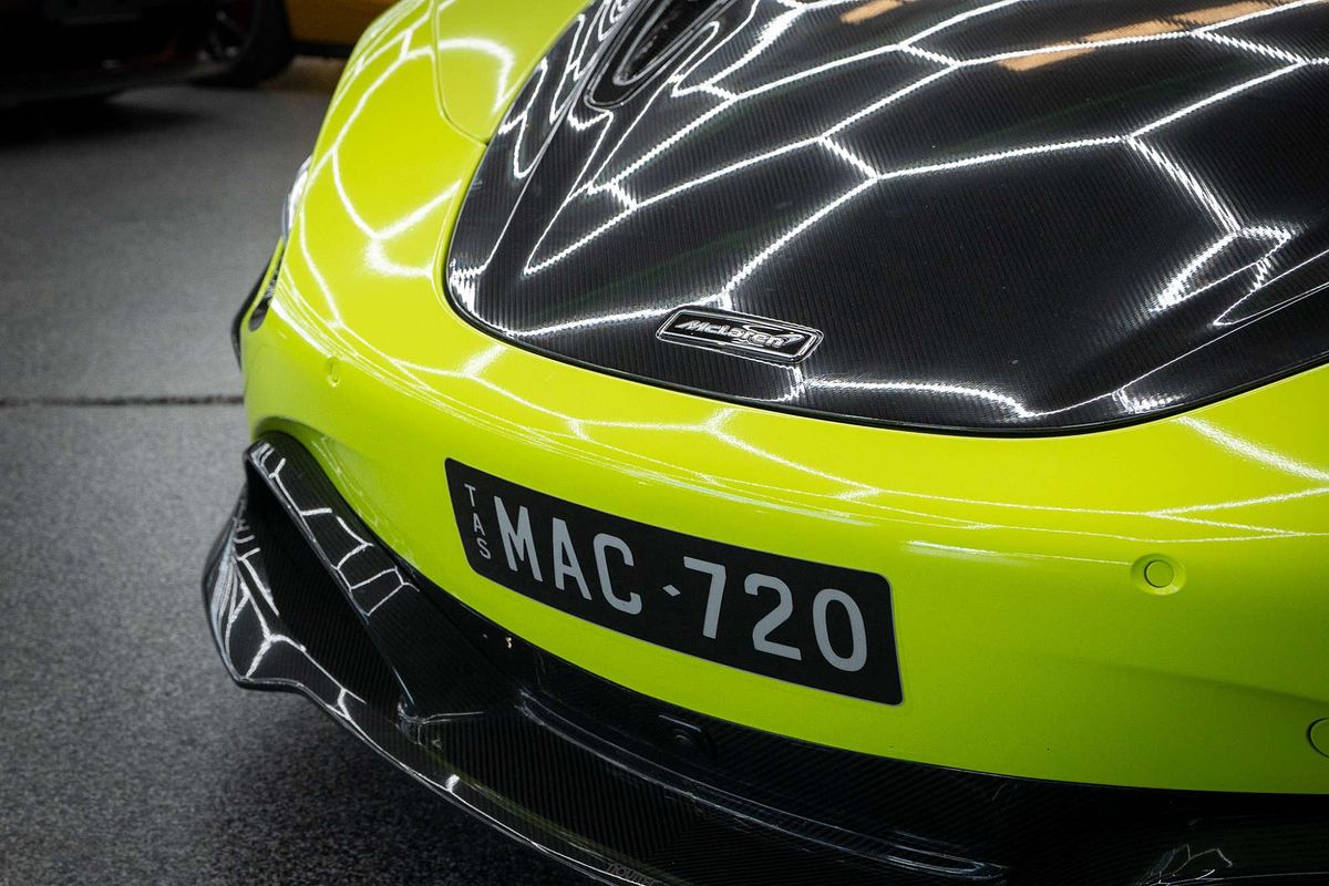 2018 McLaren 720S Performance P14