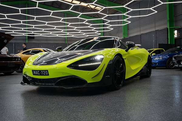2018 McLaren 720S Performance P14