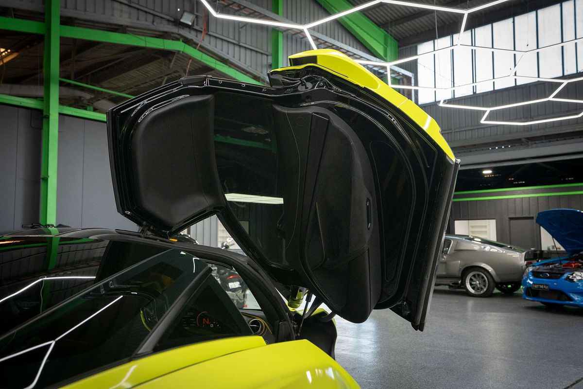 2018 McLaren 720S Performance P14