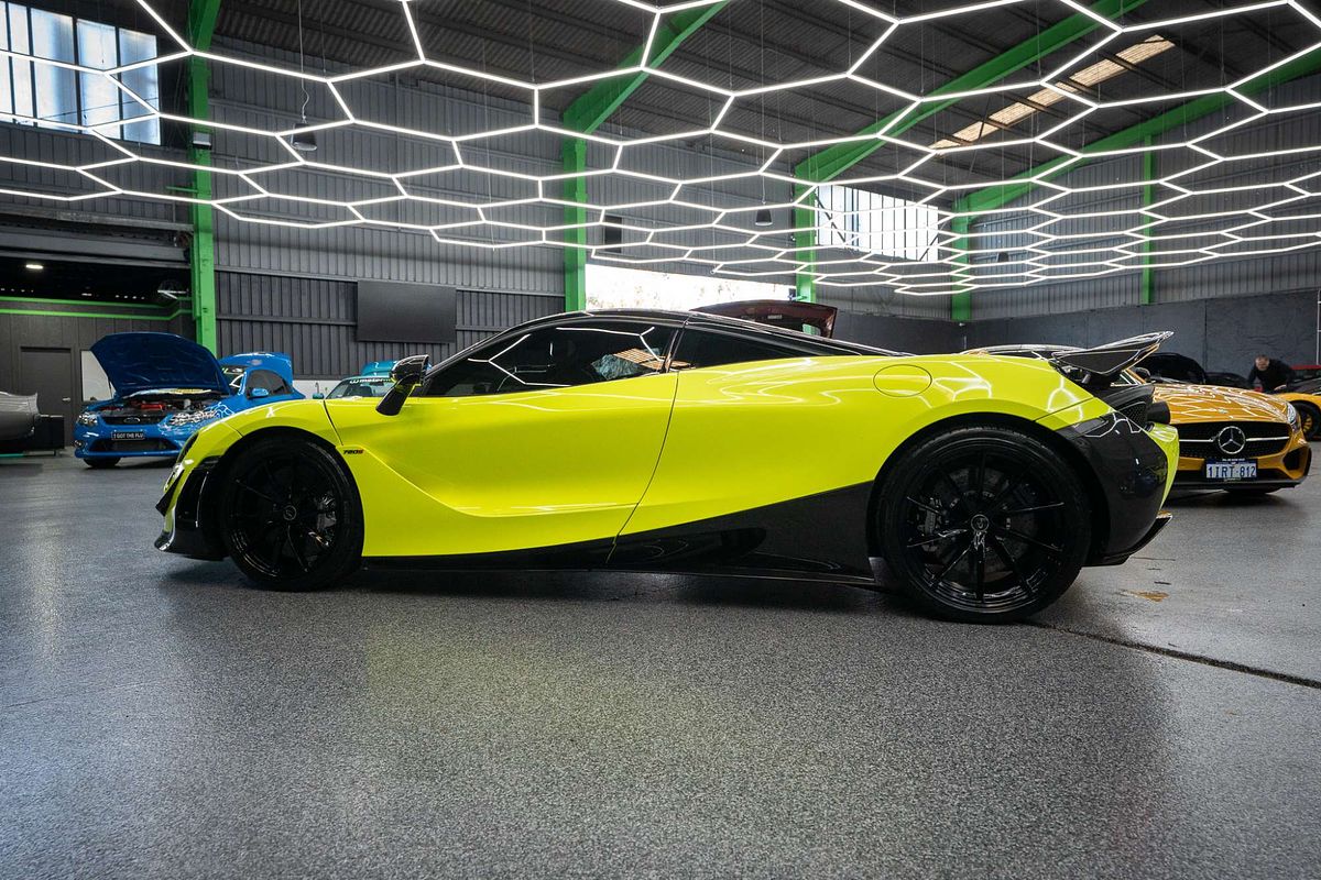 2018 McLaren 720S Performance P14