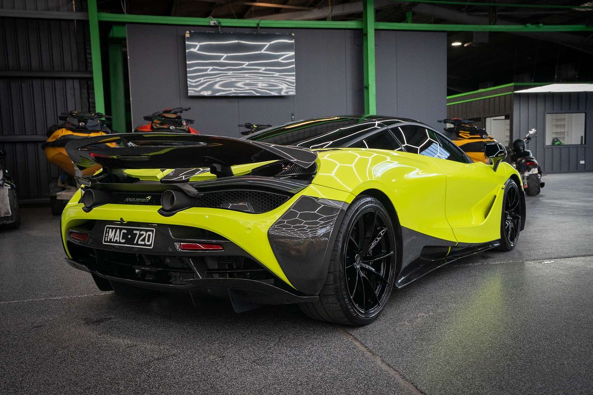 2018 McLaren 720S Performance P14