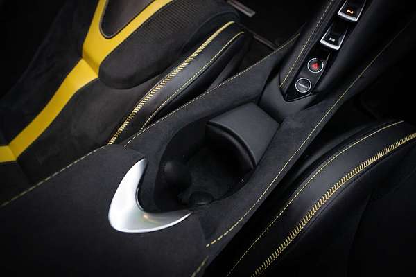 2018 McLaren 720S Performance P14