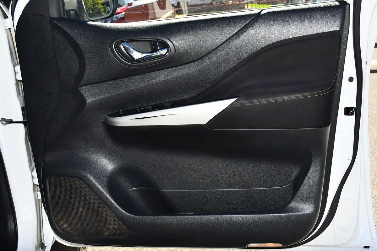 2015 Nissan Navara ST D23 4X4