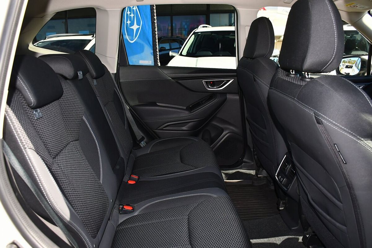 2021 Subaru Forester 2.5i Premium S5