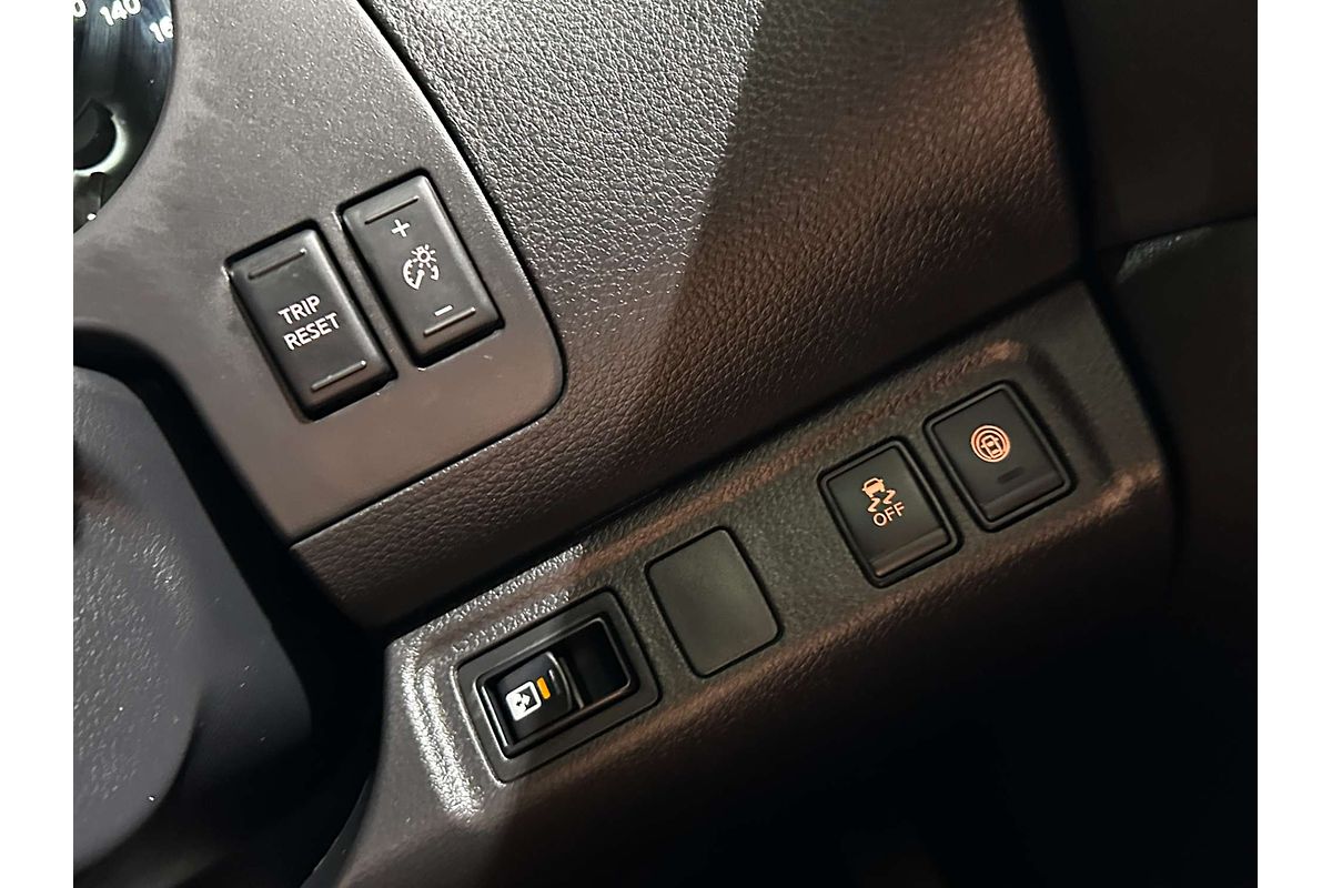 2023 Nissan Navara ST-X D23 4X4