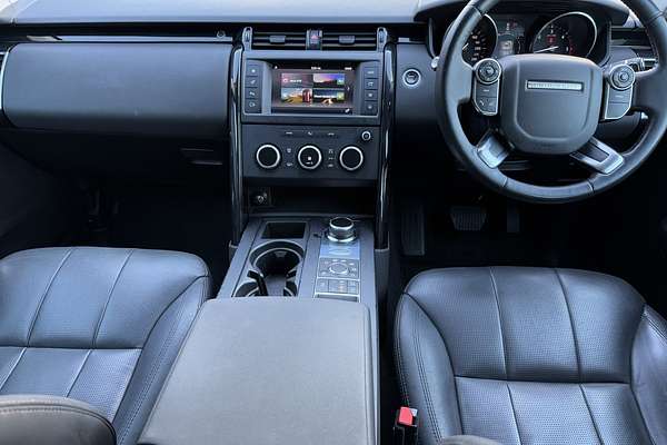 2017 Land Rover Discovery TD6 SE Series 5
