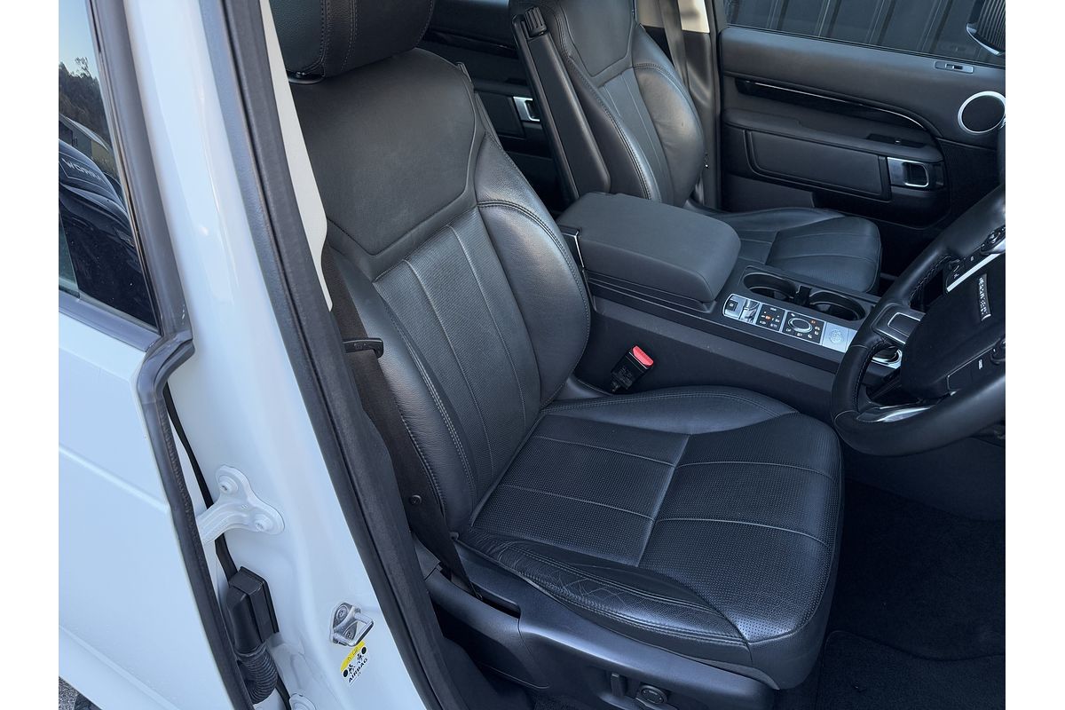2017 Land Rover Discovery TD6 SE Series 5