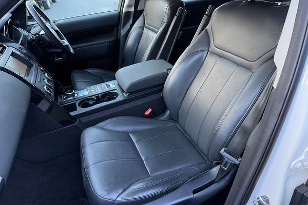 2017 Land Rover Discovery TD6 SE Series 5