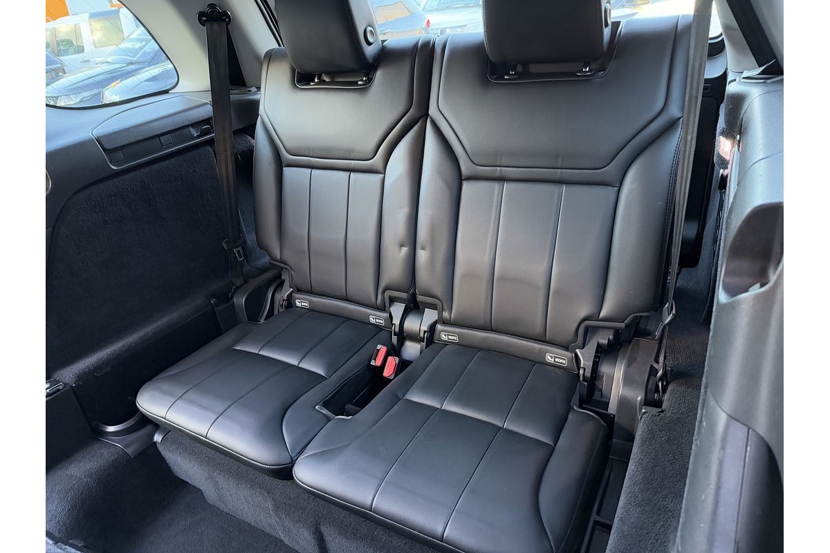 2017 Land Rover Discovery TD6 SE Series 5