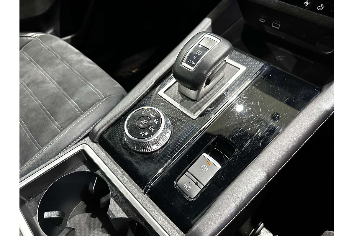 2023 Mitsubishi Outlander LS Black Edition ZM