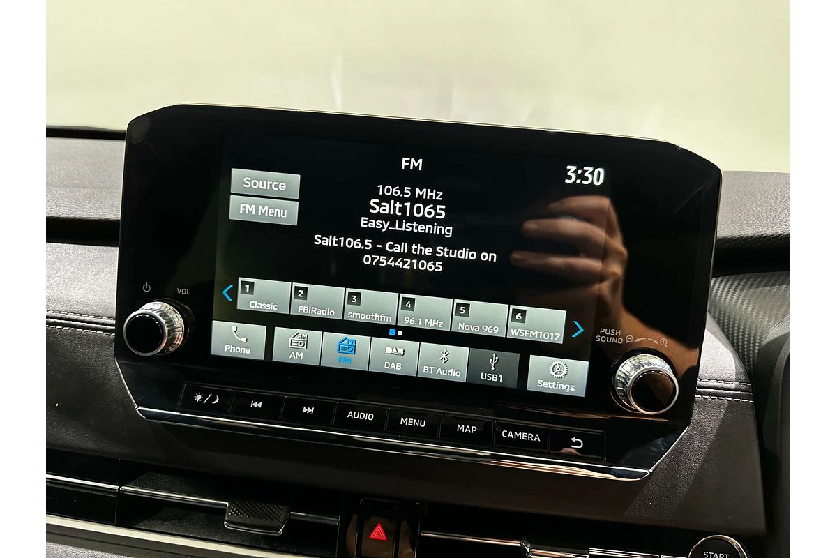 2023 Mitsubishi Outlander LS Black Edition ZM