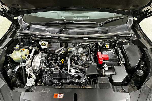 2023 Mitsubishi Outlander LS Black Edition ZM
