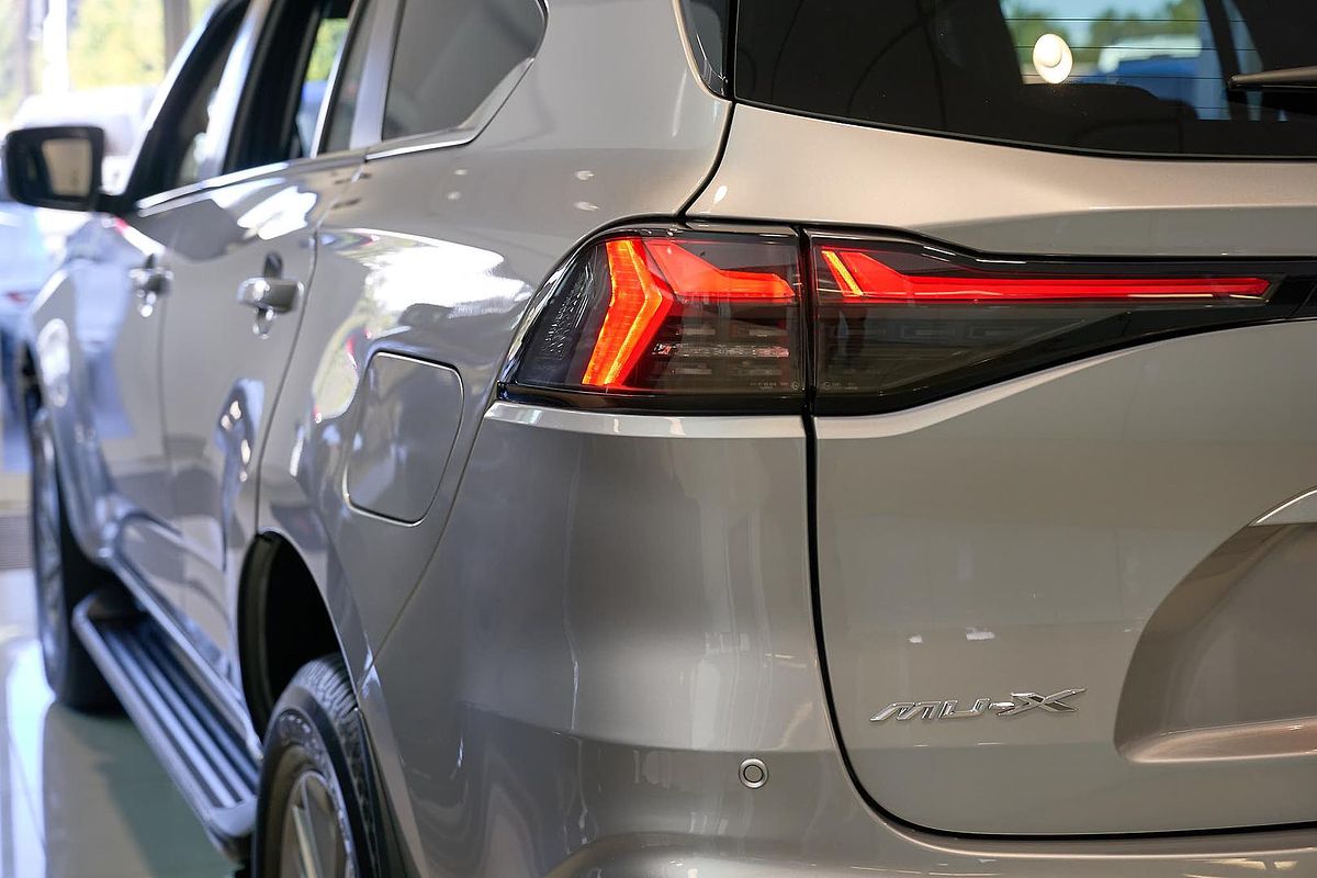 2025 Isuzu MU-X LS-U