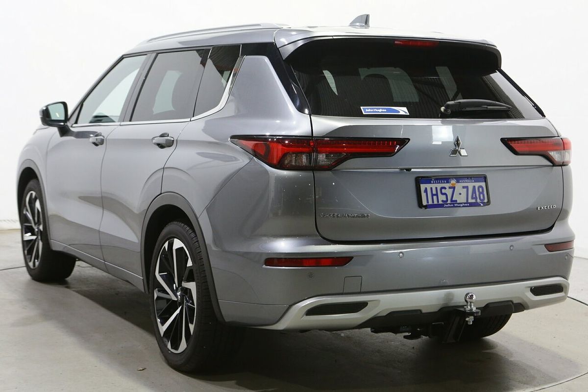 2022 Mitsubishi Outlander Exceed ZM
