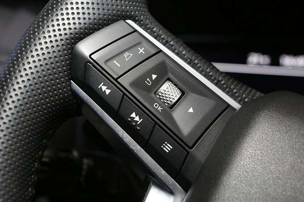 2022 Mitsubishi Outlander Exceed ZM