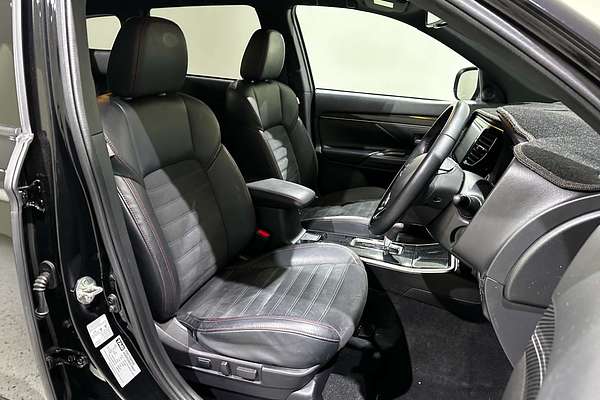 2021 Mitsubishi Outlander Black Edition ZL