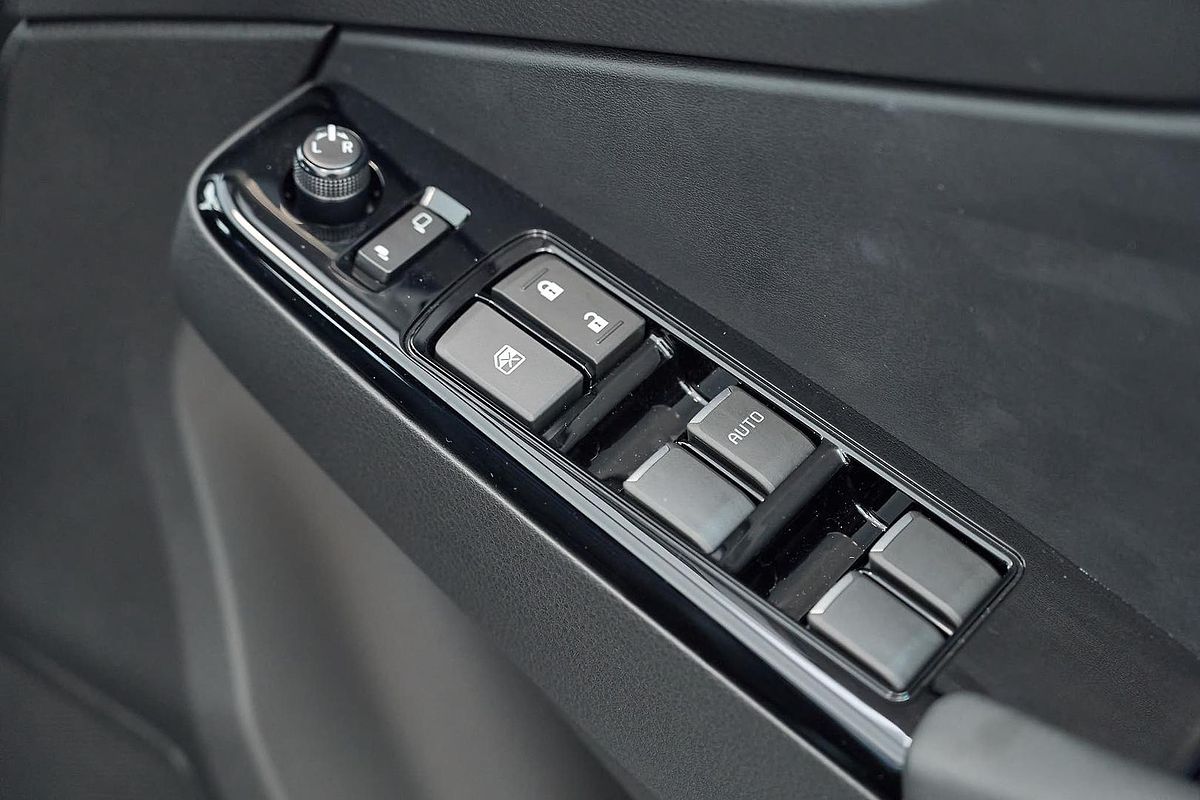 2025 Isuzu D-MAX X-TERRAIN 4X4