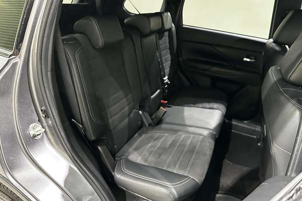 2018 Mitsubishi Outlander Black Edition ZL