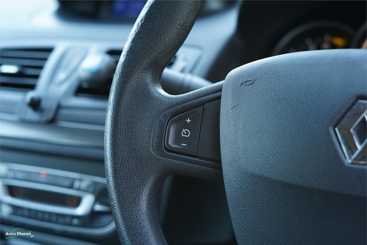 2013 Renault Megane Dynamique X32
