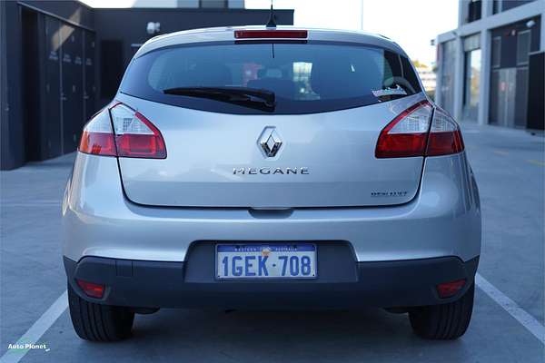 2013 Renault Megane Dynamique X32