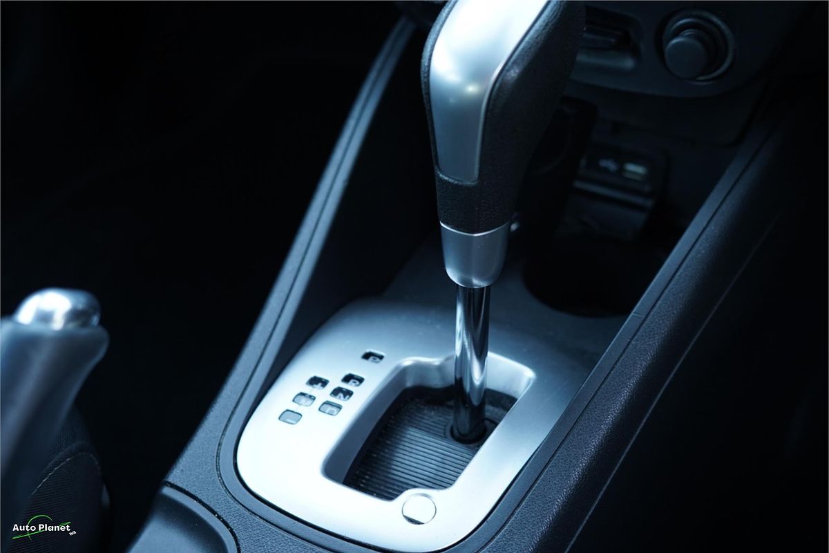 2013 Renault Megane Dynamique X32