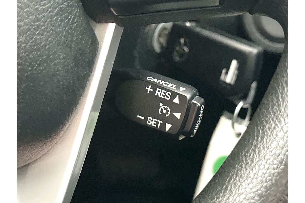 2018 Toyota Hilux SR GUN126R 4X4