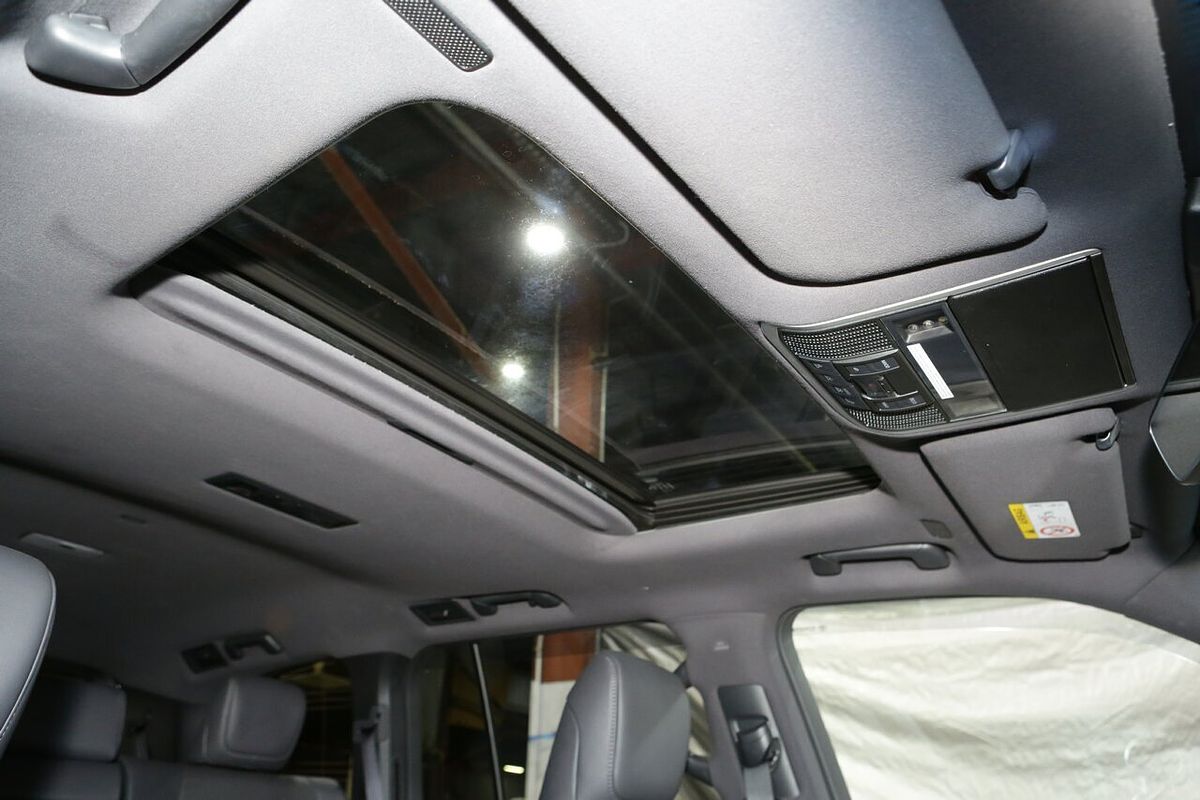 2024 Toyota Landcruiser VX FJA300R