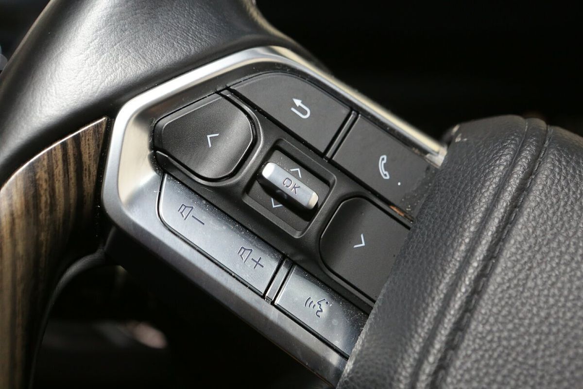 2024 Toyota Landcruiser VX FJA300R