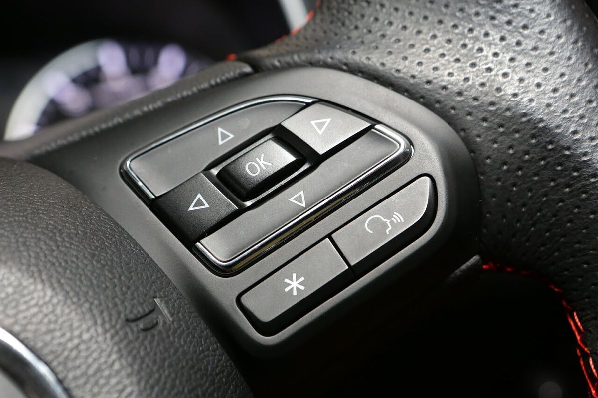 2022 MG ZST Excite