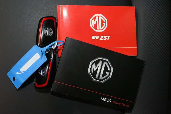 2022 MG ZST Excite