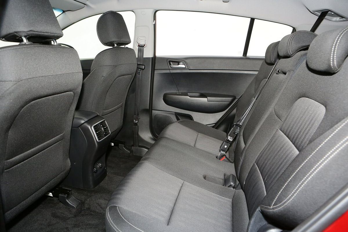 2020 Kia Sportage S QL