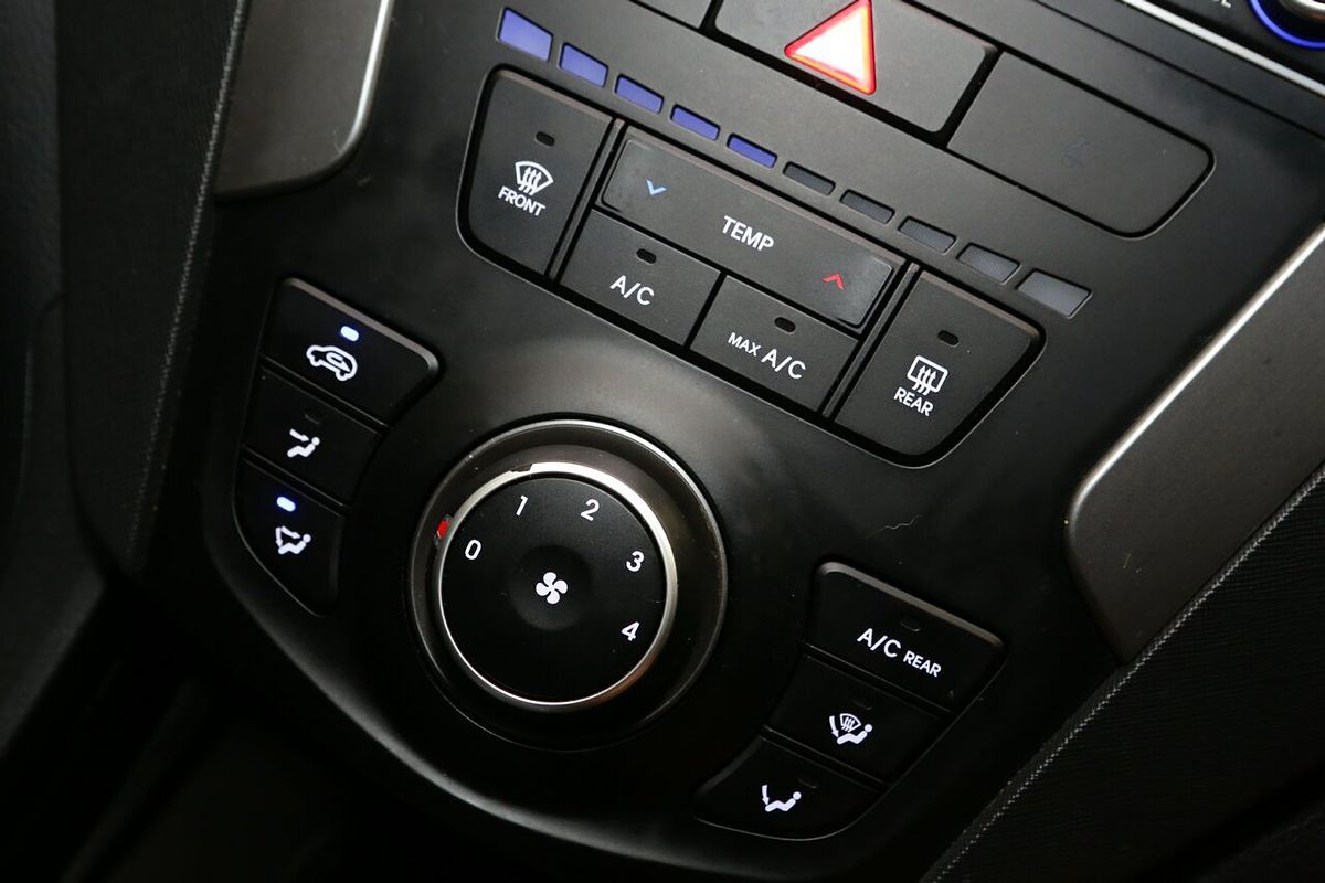 2017 Hyundai Santa Fe Active DM4 Series II