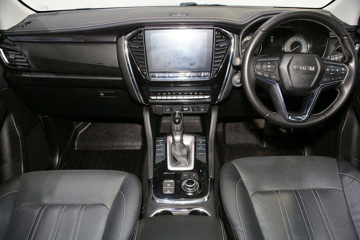 2023 Isuzu MU-X LS-T