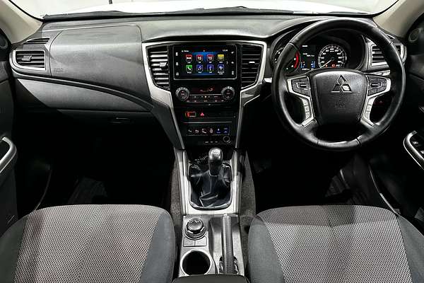 2021 Mitsubishi Triton GLS MR 4X4