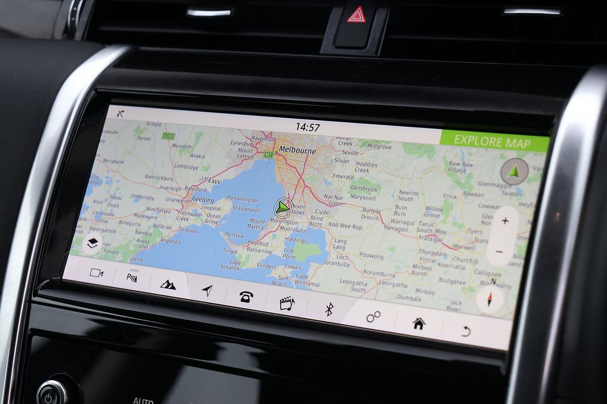 2019 Land Rover Discovery Sport P200 S L550