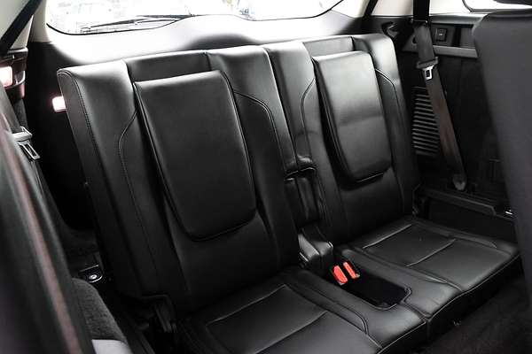 2019 Land Rover Discovery Sport P200 S L550