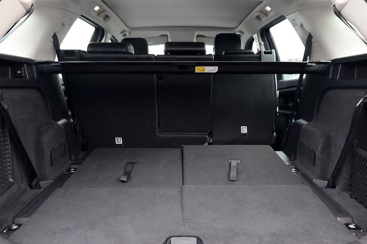 2019 Land Rover Discovery Sport P200 S L550