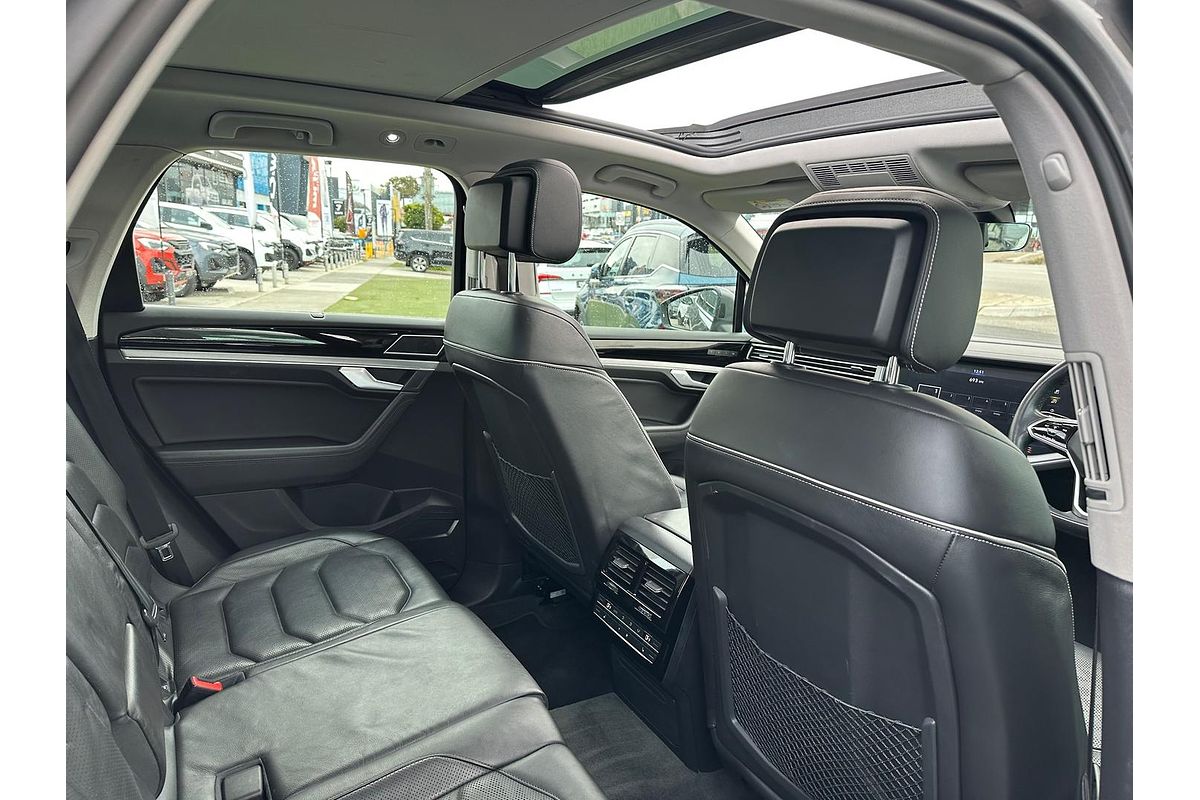 2022 Volkswagen Touareg 210TDI Elegance CR