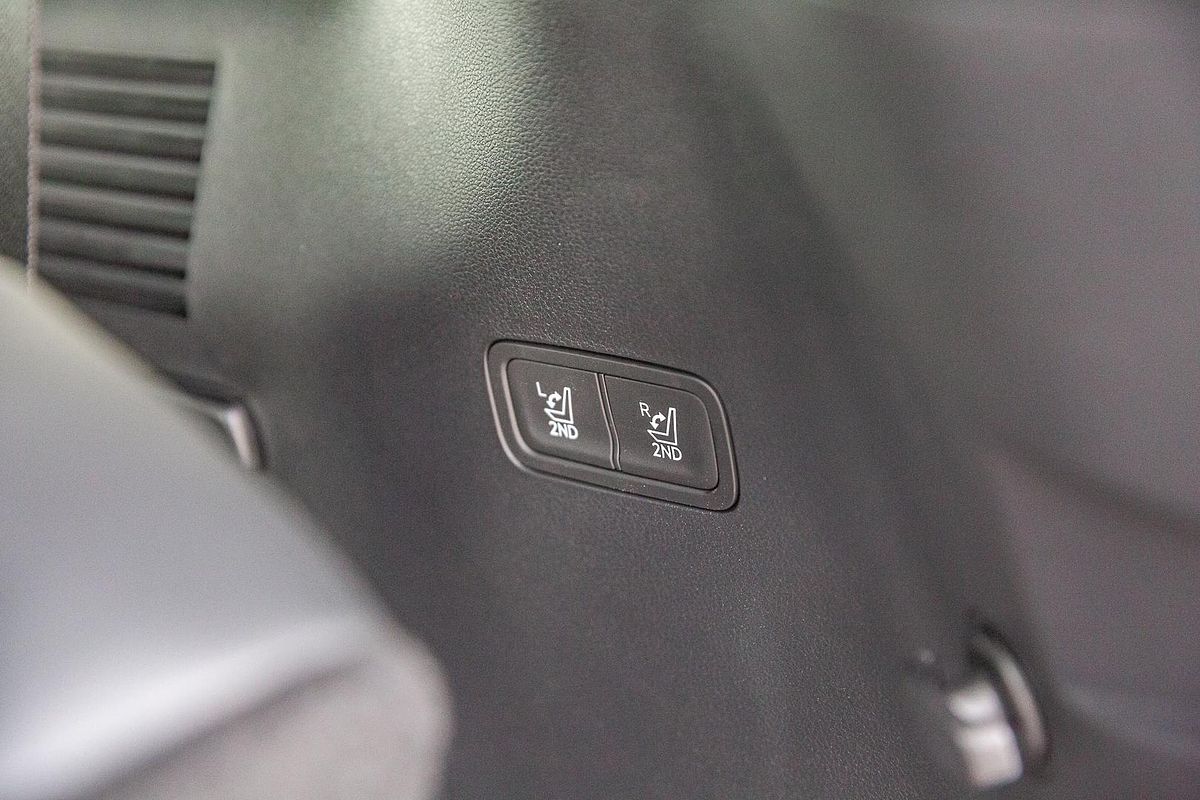 2024 Hyundai Santa Fe Hybrid Calligraphy MX5.V1