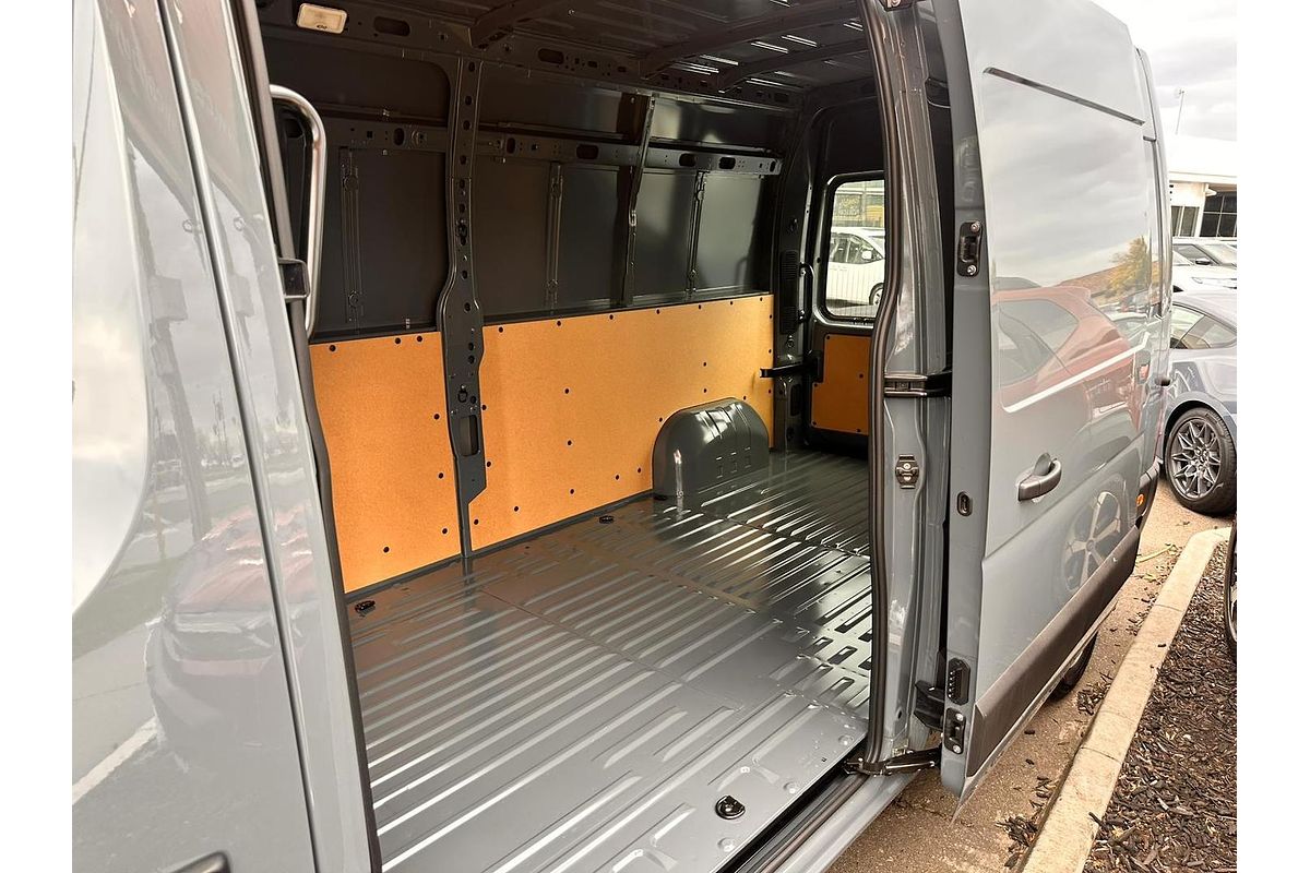 2025 Renault Master Pro 110kW X62 Phase 2 LWB