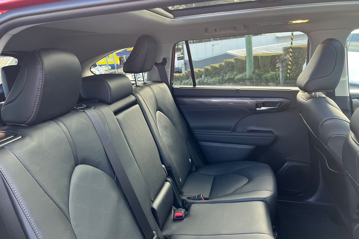 2024 Toyota Kluger Grande AXUH78R