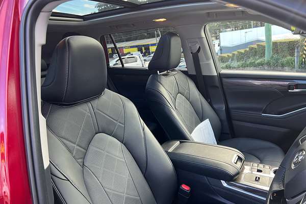 2024 Toyota Kluger Grande AXUH78R