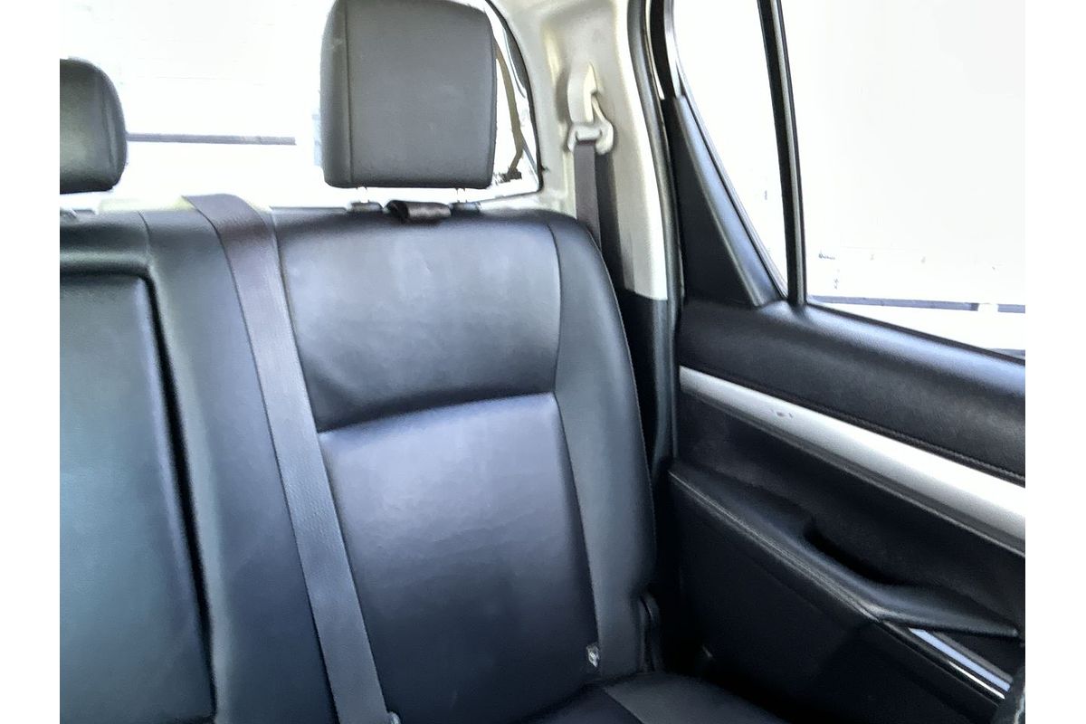 2018 Toyota Hilux SR5 GUN126R 4X4