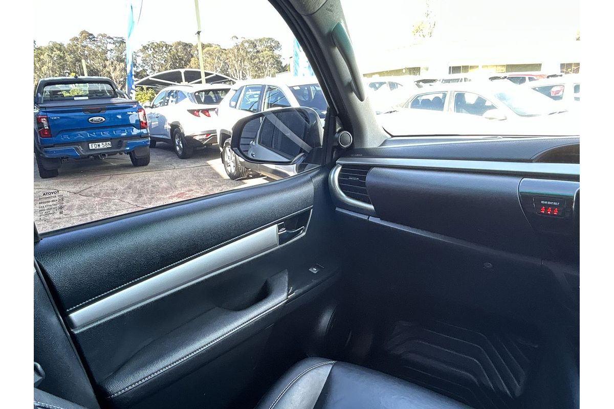 2018 Toyota Hilux SR5 GUN126R 4X4