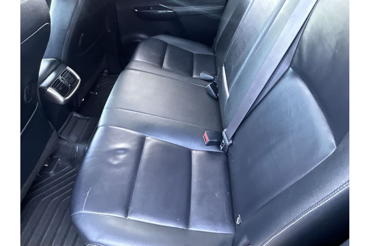 2018 Toyota Hilux SR5 GUN126R 4X4