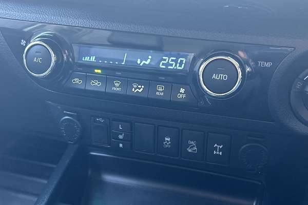 2018 Toyota Hilux SR5 GUN126R 4X4