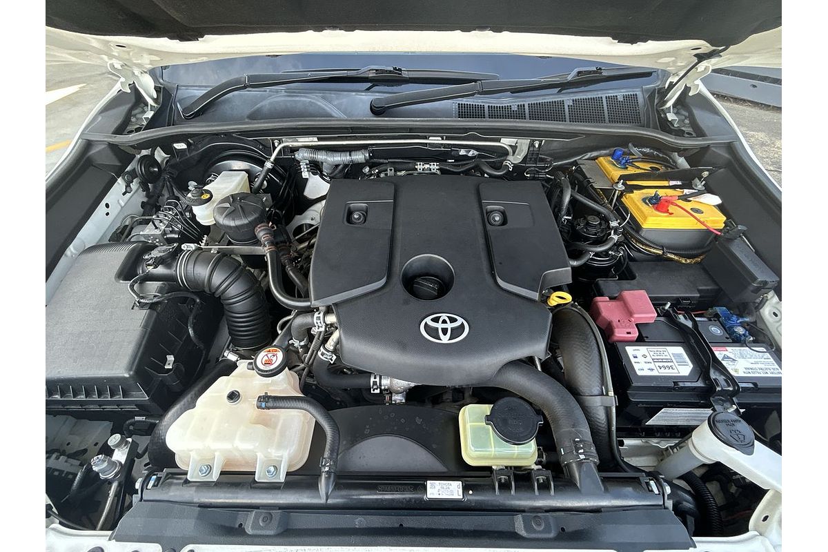 2018 Toyota Hilux SR5 GUN126R 4X4