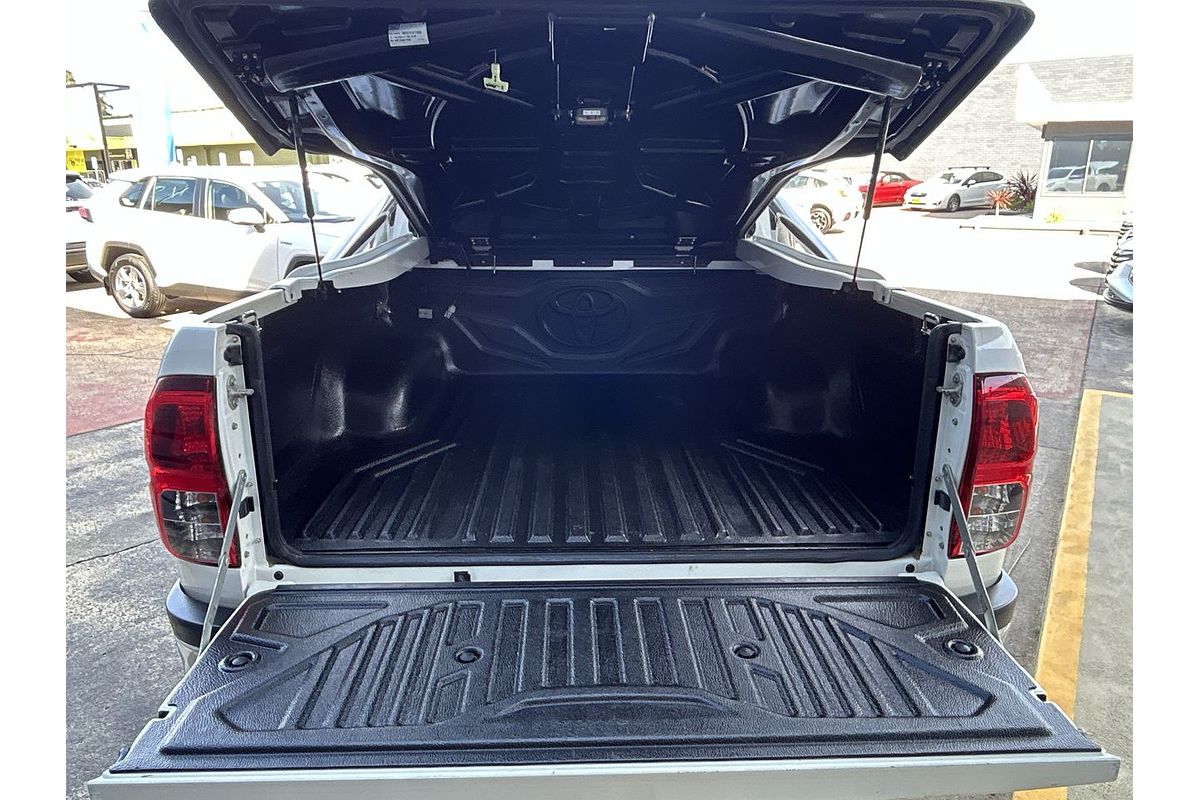 2018 Toyota Hilux SR5 GUN126R 4X4