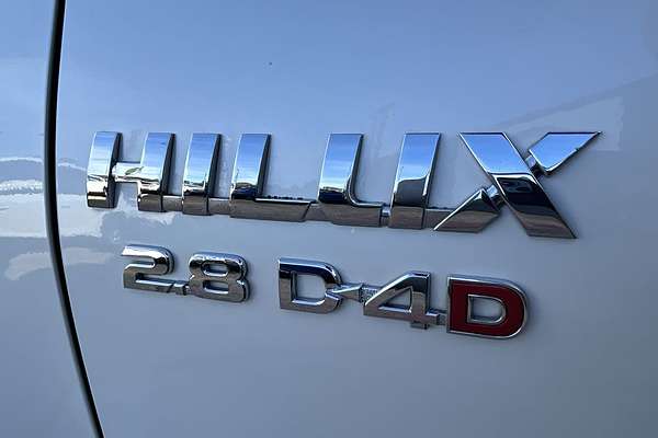 2018 Toyota Hilux SR5 GUN126R 4X4
