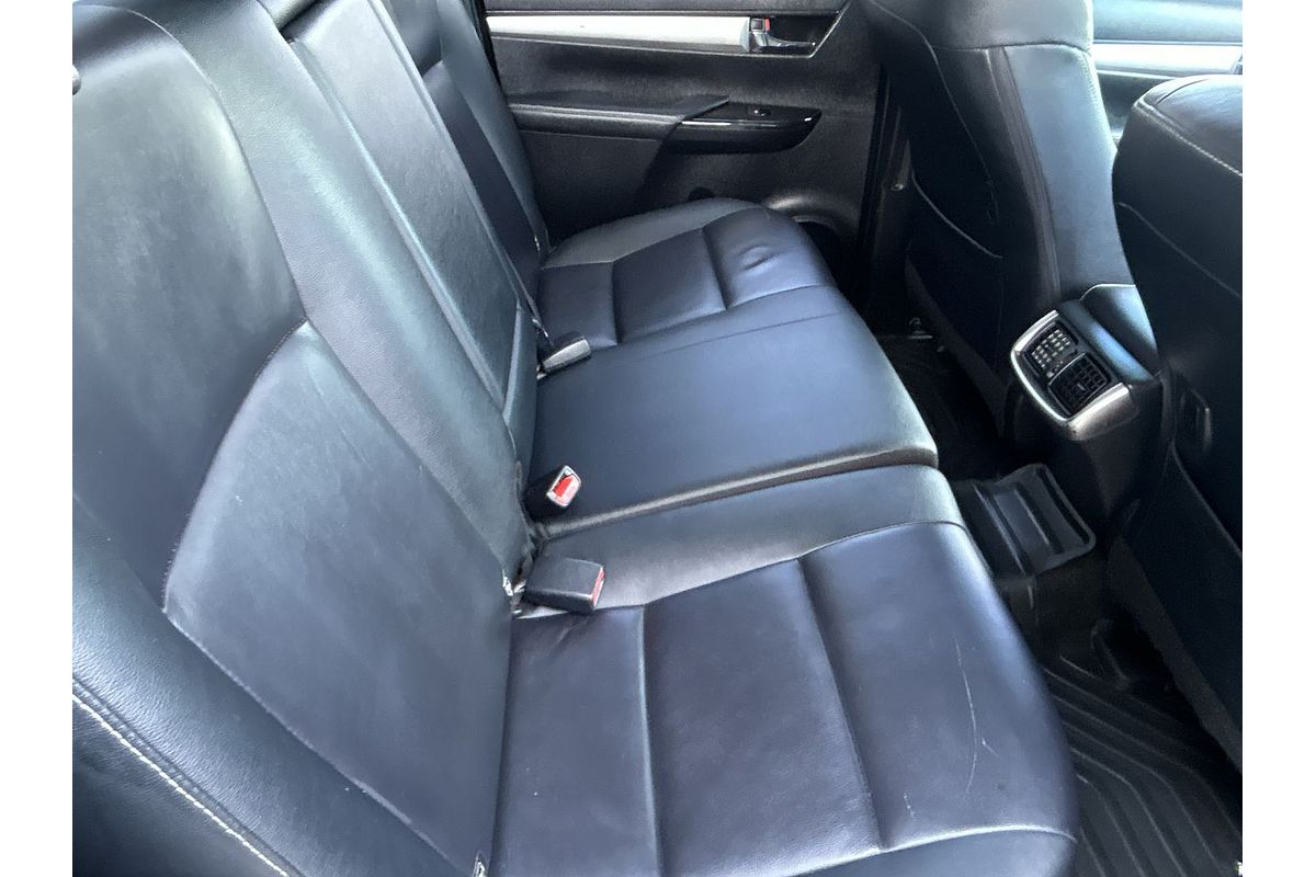 2018 Toyota Hilux SR5 GUN126R 4X4